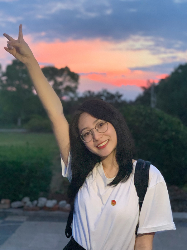 李子怡s.jpg